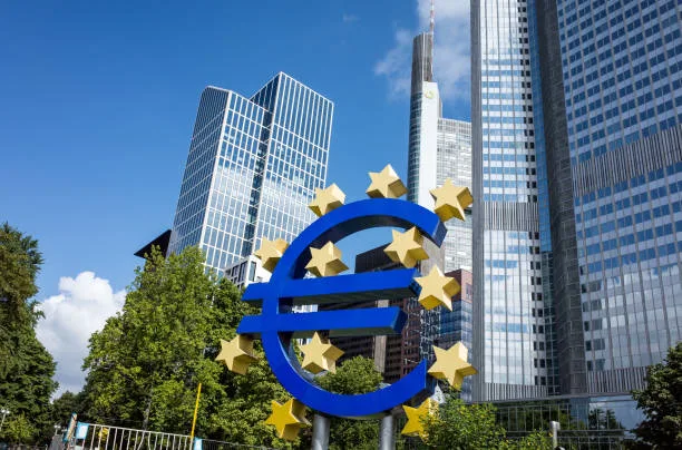 Read more about the article ¿Porqué un banco central debe ser autónomo?